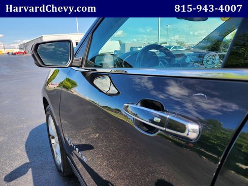 Used 2021 Chevrolet Equinox Premier image 35