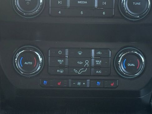 Used 2020 Ford F350 Lariat w/ Lariat Ultimate Package image 4