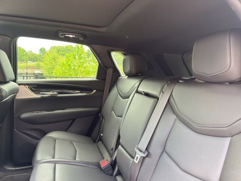 Used 2024 Cadillac XT5 Premium Luxury FWD image 6