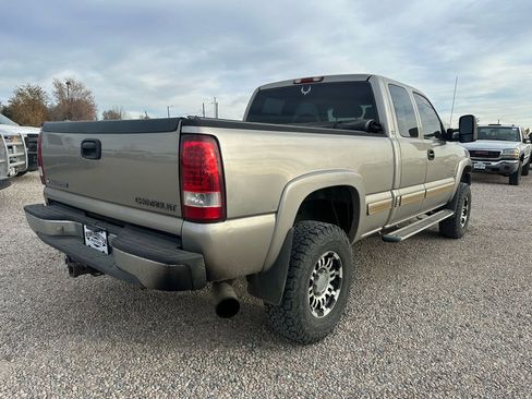 Used 2001 Chevrolet Silverado 2500 LS image 11