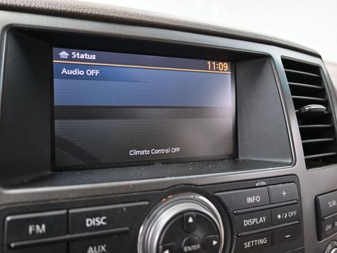 Used 2014 Nissan Armada SV AWD/4WD image 39