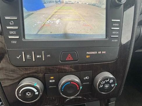 Used 2017 Chevrolet Traverse LT image 10