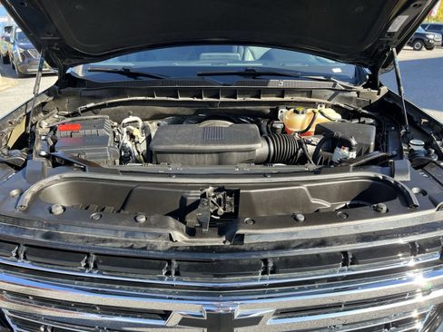 Used 2022 Chevrolet Tahoe LT w/ Luxury Package image 27