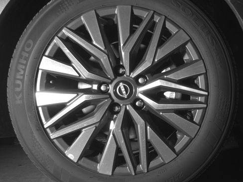 Used 2025 Nissan Altima 2.5 SV image 13