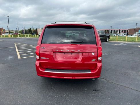 Used 2014 Dodge Grand Caravan SXT FWD image 8
