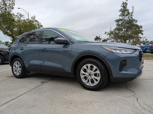 Certified 2023 Ford Escape Active w/ Tech Pack #2 image 2