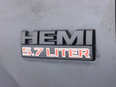 Used 2018 RAM 1500 Big Horn AWD/4WD image 34