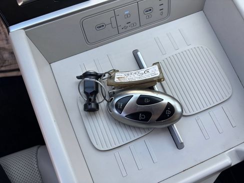 Used 2025 Hyundai Santa Fe SEL FWD image 18