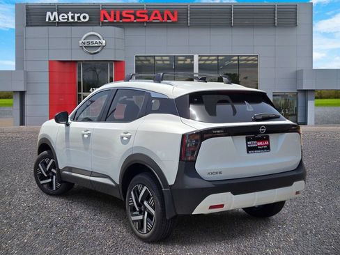New 2026 Nissan Kicks SV FWD image 4