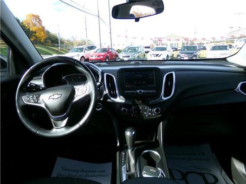 Used 2020 Chevrolet Equinox LT image 7