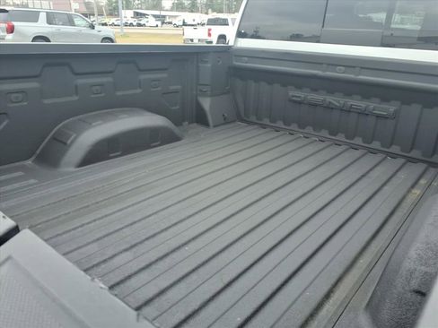 Used 2020 GMC Sierra 3500 Denali w/ Denali Ultimate Package image 16