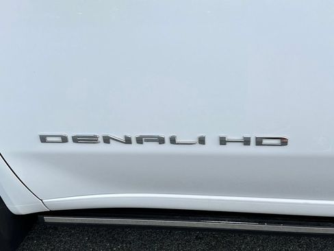 Certified 2021 GMC Sierra 2500 Denali w/ Denali Ultimate Package AWD/4WD image 46