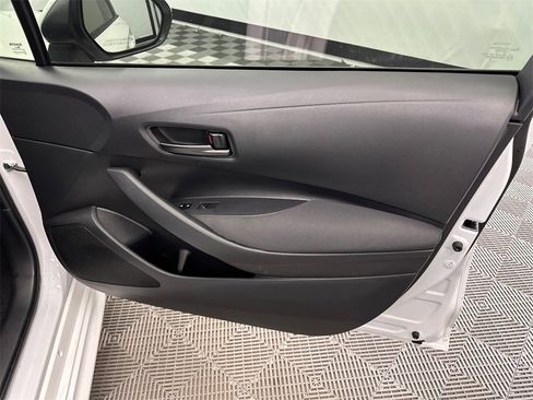 Used 2023 Toyota Corolla LE image 14