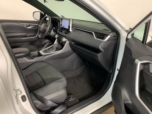Used 2024 Toyota RAV4 SE AWD/4WD image 37