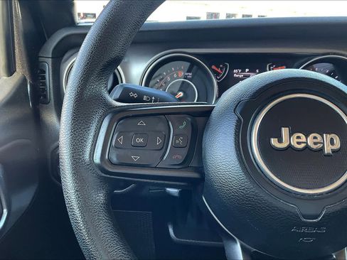 Used 2019 Jeep Wrangler Unlimited Sport image 43
