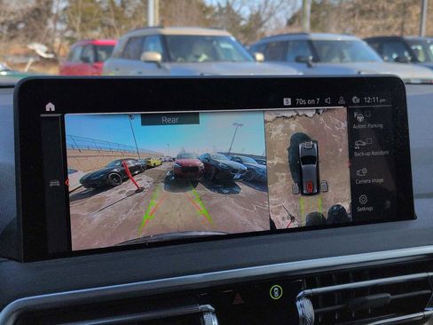 Used 2024 BMW X3 xDrive30i w/ Premium Package image 32