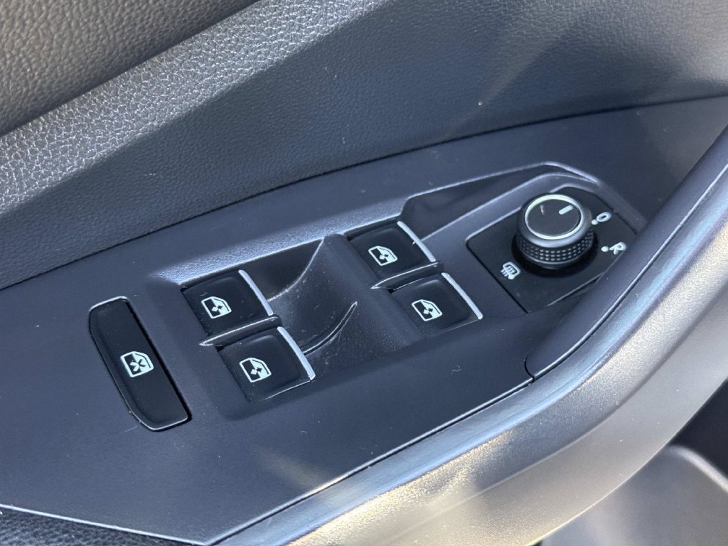 Used 2025 Volkswagen Jetta S FWD image 21