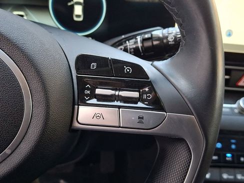 Used 2023 Hyundai Elantra SEL w/ Convenience Package image 24