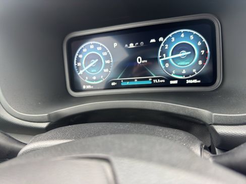 Used 2023 Hyundai Kona Limited image 14