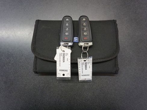 Used 2013 Ford Edge Limited image 16