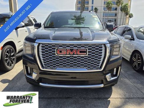 Used 2024 GMC Yukon XL Denali w/ Advanced Technology Package AWD/4WD image 2