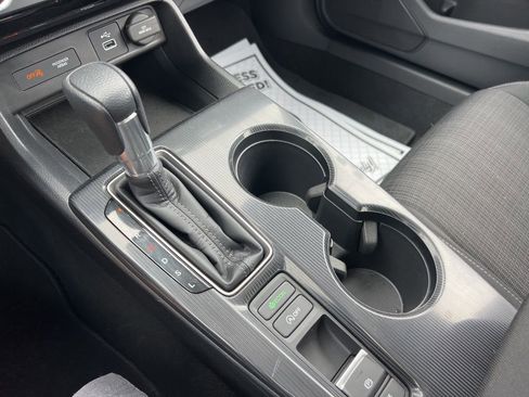 Used 2023 Honda Civic LX image 14