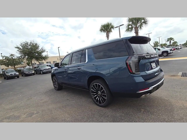 New 2026 Chevrolet Suburban High Country AWD/4WD image 26