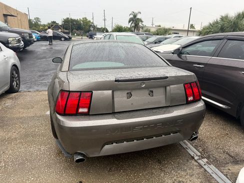 Used 2002 Ford Mustang GT RWD image 3