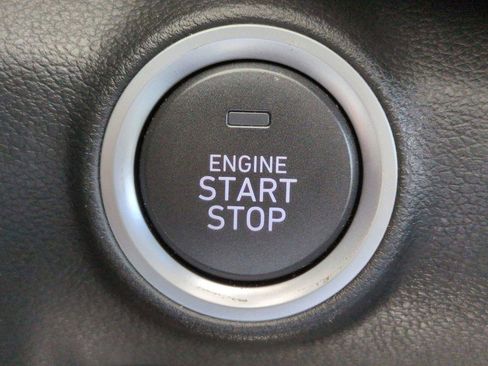 Used 2022 Hyundai Kona SEL image 32