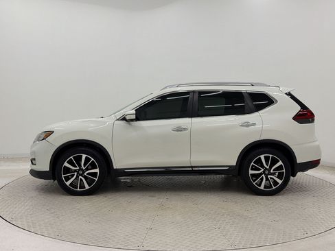 Used 2020 Nissan Rogue SL w/ Premium Package FWD image 2