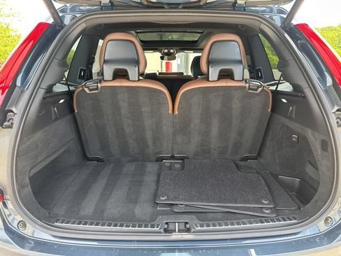 Certified 2023 Volvo XC90 B6 Plus AWD/4WD image 36