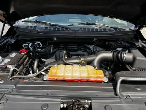 Used 2018 Ford F150 Lariat w/ Equipment Group 501A Mid AWD/4WD image 28