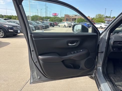 Used 2026 Honda HR-V Sport image 9