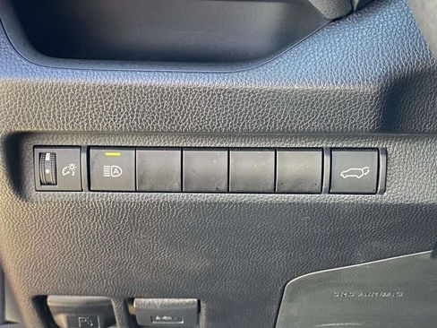 Used 2023 Toyota RAV4 XLE w/ Convenience Package image 32