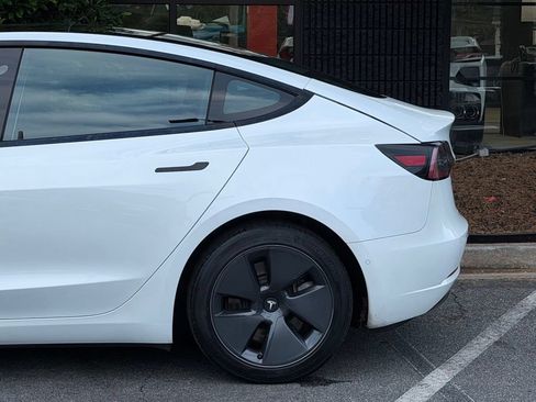 Used 2021 Tesla Model 3 Standard Range RWD image 11