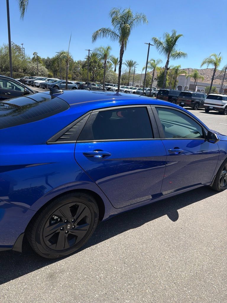 Certified 2023 Hyundai Elantra Blue FWD image 26
