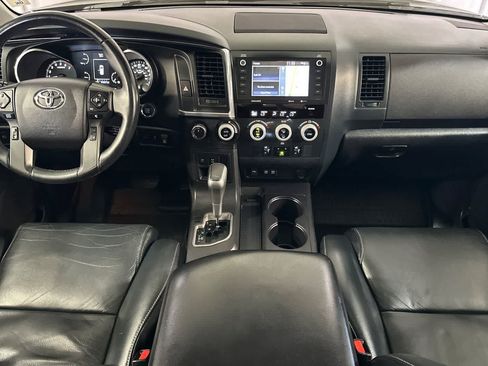 Used 2021 Toyota Sequoia TRD Sport w/ TRD Sport Premium Package AWD/4WD image 4