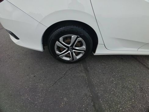 Used 2017 Honda Civic LX image 7