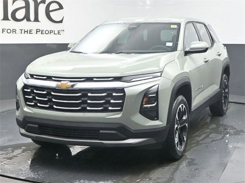 New 2026 Chevrolet Equinox LT image 7