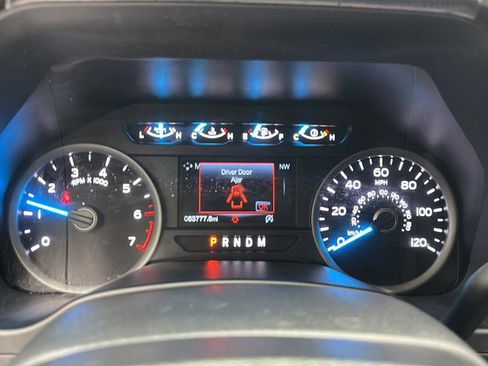 Used 2020 Ford F150 XLT w/ Equipment Group 302A Luxury AWD/4WD image 16