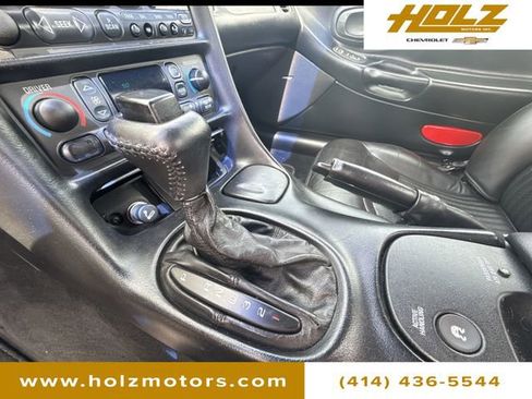 Used 2001 Chevrolet Corvette Convertible w/ Preferred Equipment Group2 RWD image 15