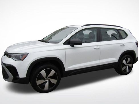 New 2026 Volkswagen Taos S AWD/4WD image 2
