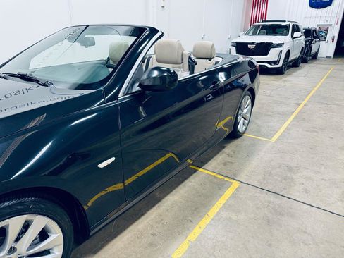 Used 2013 BMW 328i Convertible image 21