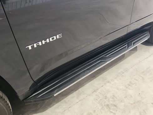 Used 2023 Chevrolet Tahoe LT w/ Luxury Package image 11