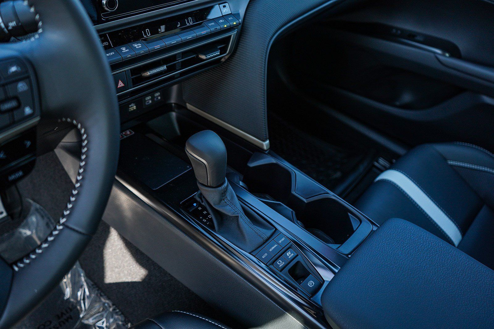 New 2026 Toyota Camry SE FWD image 25