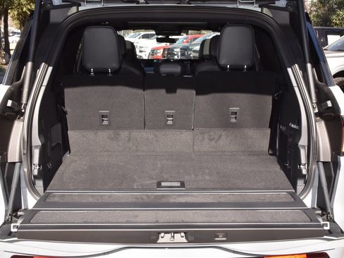 New 2025 Lincoln Navigator Reserve w/ Jet Appearance Package image 49