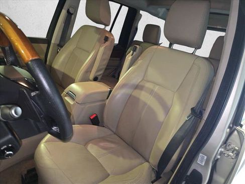 Used 2015 Land Rover LR4 HSE LUX AWD/4WD image 16