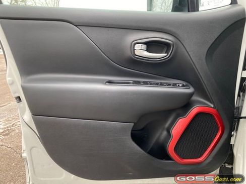 Certified 2023 Jeep Renegade Trailhawk image 21