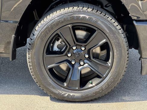Used 2022 RAM 1500 Big Horn AWD/4WD image 11