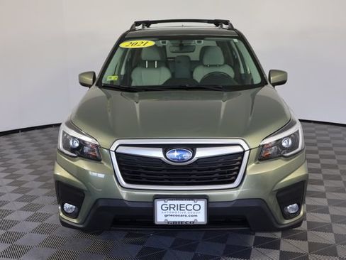 Used 2021 Subaru Forester Premium AWD/4WD image 2